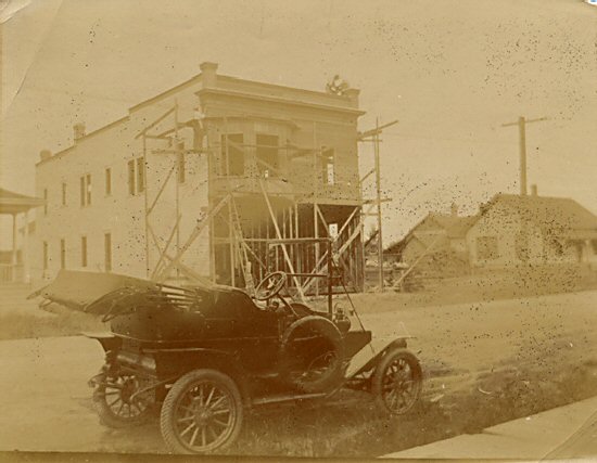 McCrea's Pool Hall being built - 1912